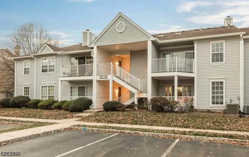 23 Chelsea Ct - Photo 1