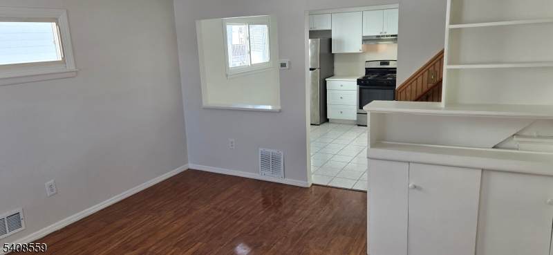 260 Everett Rd - Photo 1