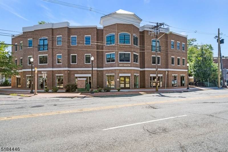 501 South Ave - Photo 1