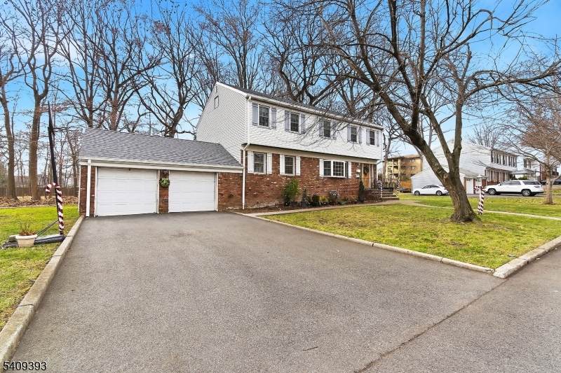 72 Prospect St - Photo 1