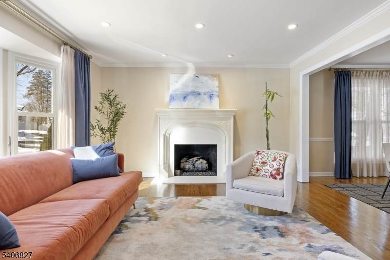 23 Victor Ave - Photo 1