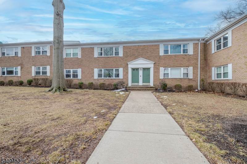 161 Evergreen Rd - Photo 1