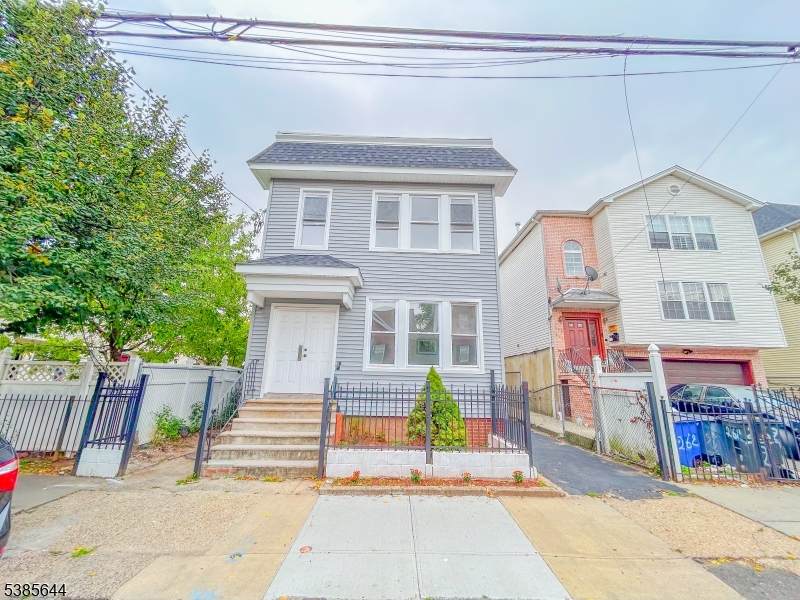 624 S 19Th St - Photo 1