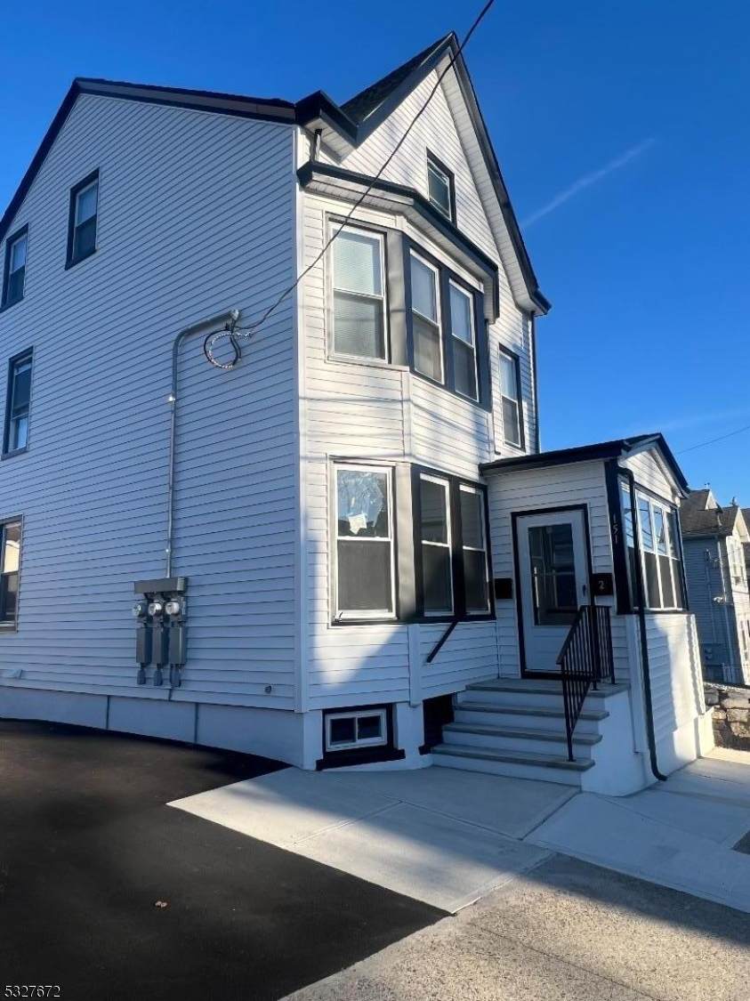 149 Atlantic St - Photo 1