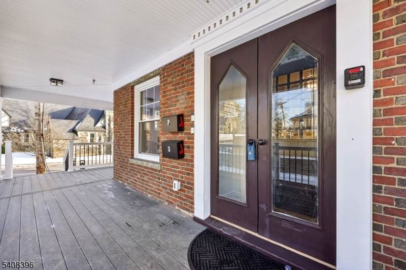 30 Woodland Ave - Photo 1