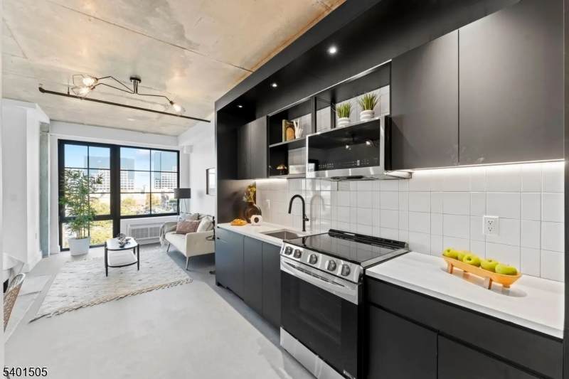 59 Mcwhorter St - Photo 1