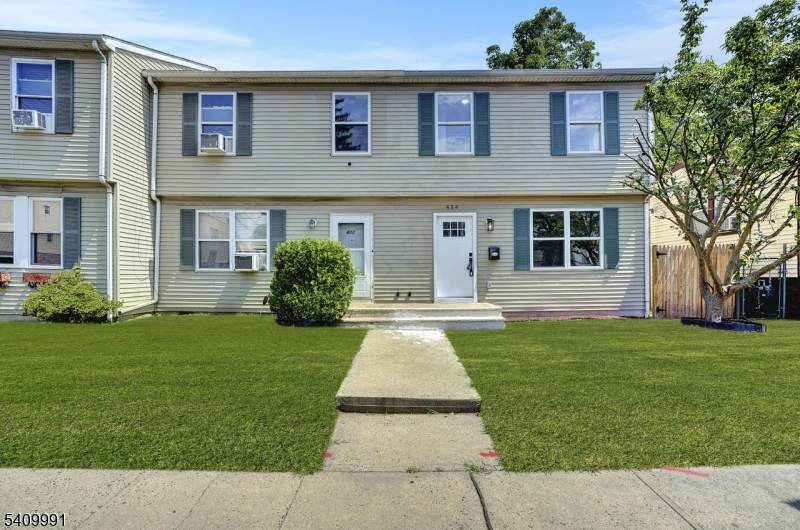 434 Halsted St - Photo 1