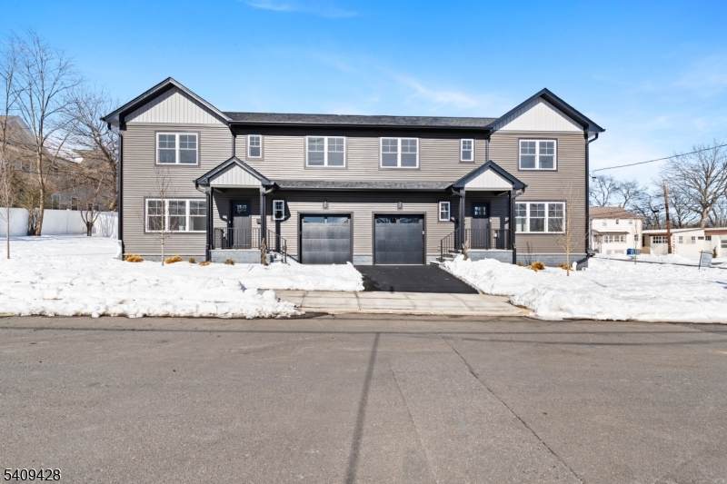 401 Tillman St - Photo 1