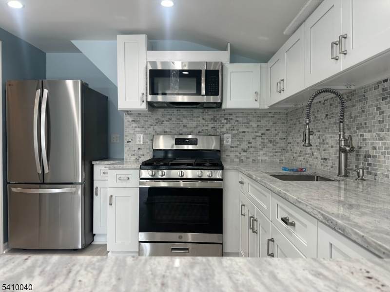 202 Black Oak Ridge Rd - Photo 1