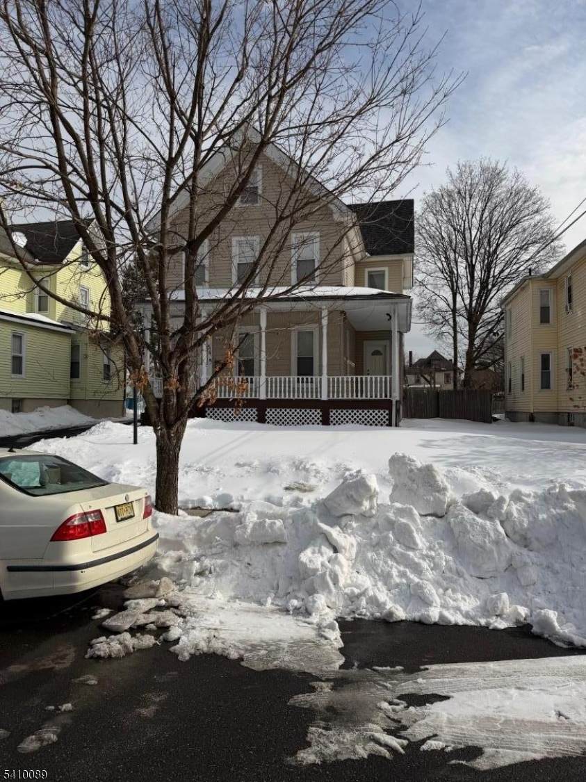 56 Grandview Ave - Photo 1