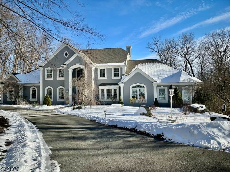 4 Deer Trail Rd - Photo 1