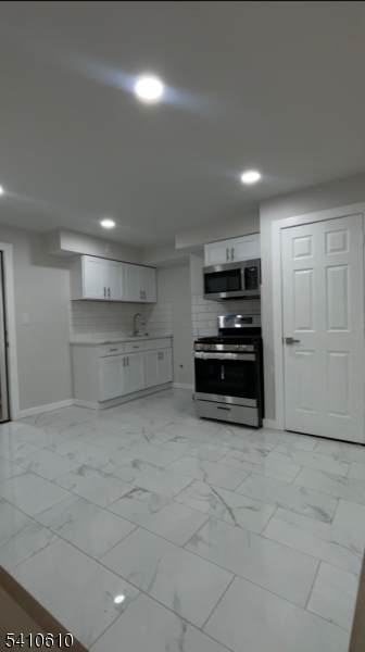 178 3Rd St - Photo 1