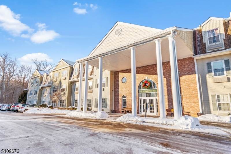 1202 Richmond Rd - Photo 1