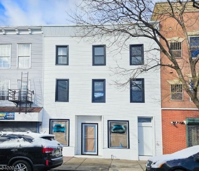 130 1St St - Photo 1
