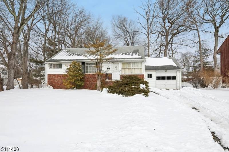 261 Idaho St - Photo 1