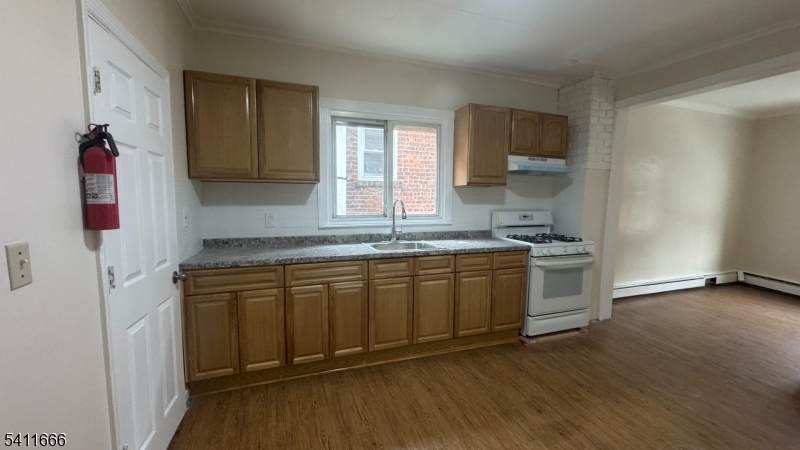 205 Parker Ave - Photo 1