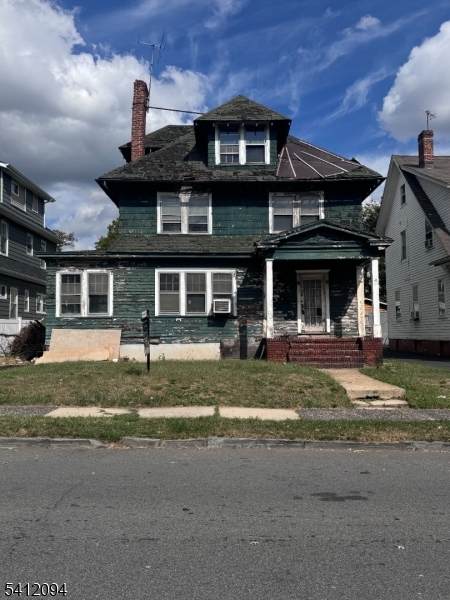 188 Rutledge Ave - Photo 1