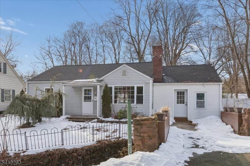 811 Mountain Ave - Photo 1