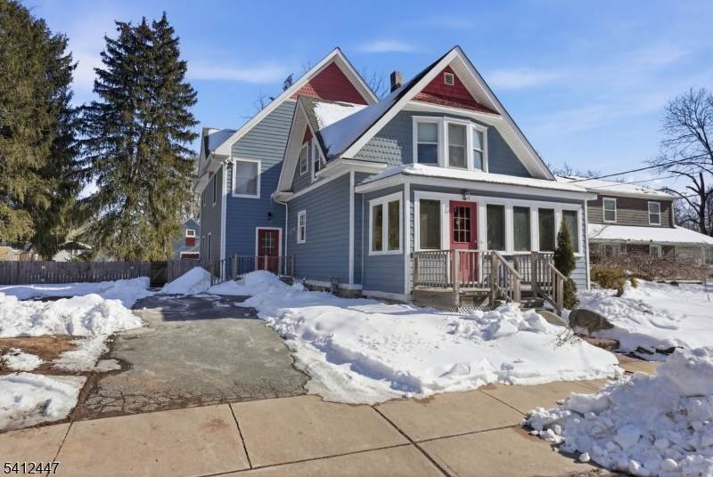 407 Reading St - Photo 1