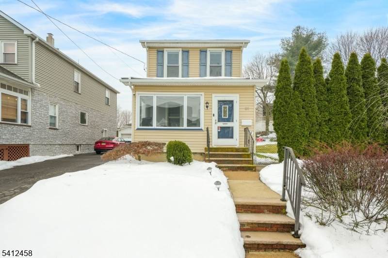 31 Emily Ave - Photo 1