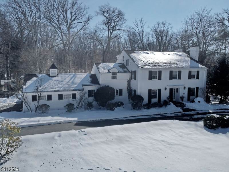 83 Devon Rd - Photo 1