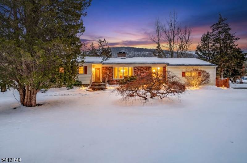 38 Butternut Dr - Photo 1