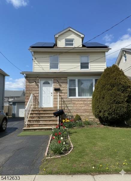 760 Floral Ave - Photo 1