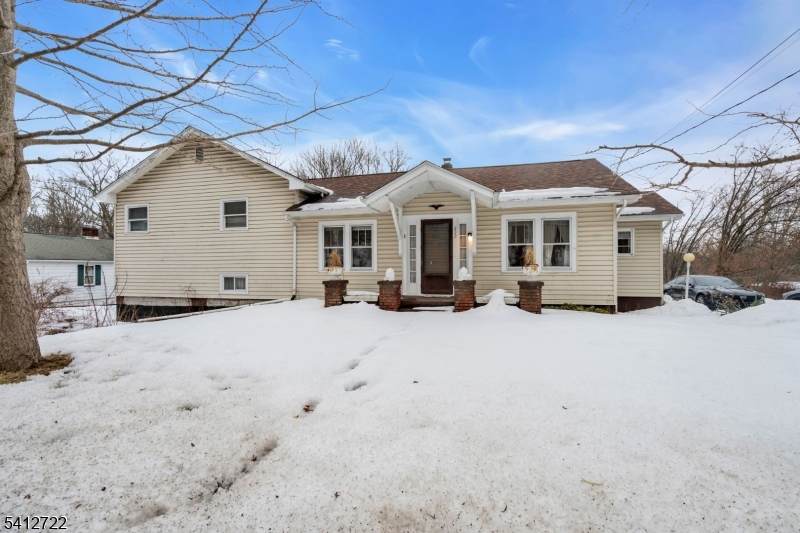 232 Espanong Rd - Photo 1