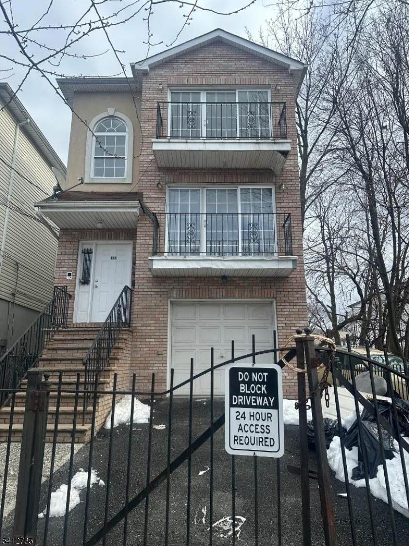 138 22Nd St - Photo 1