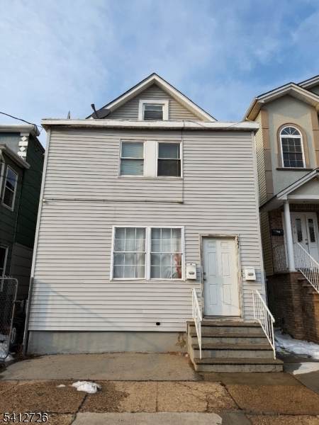 221 Center St - Photo 1