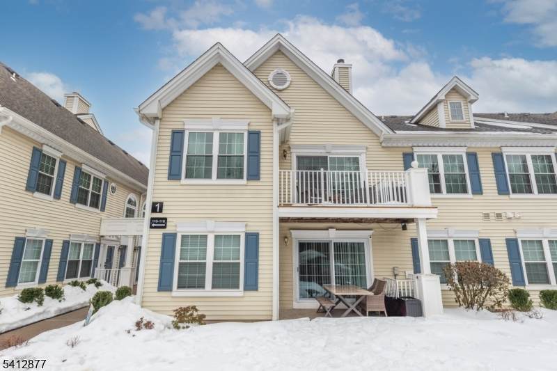 110 Arbor Way - Photo 1