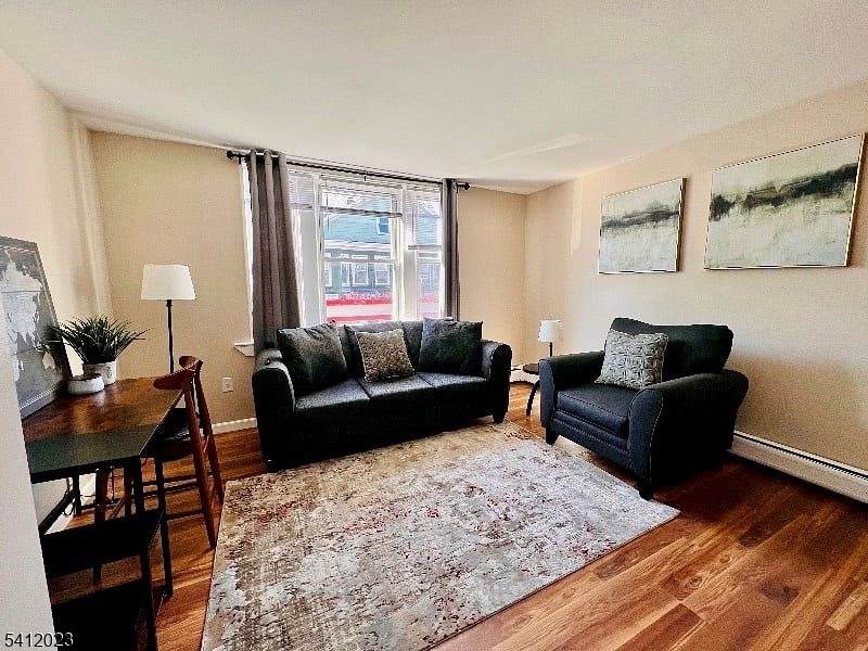 138 Park Ave - Photo 1