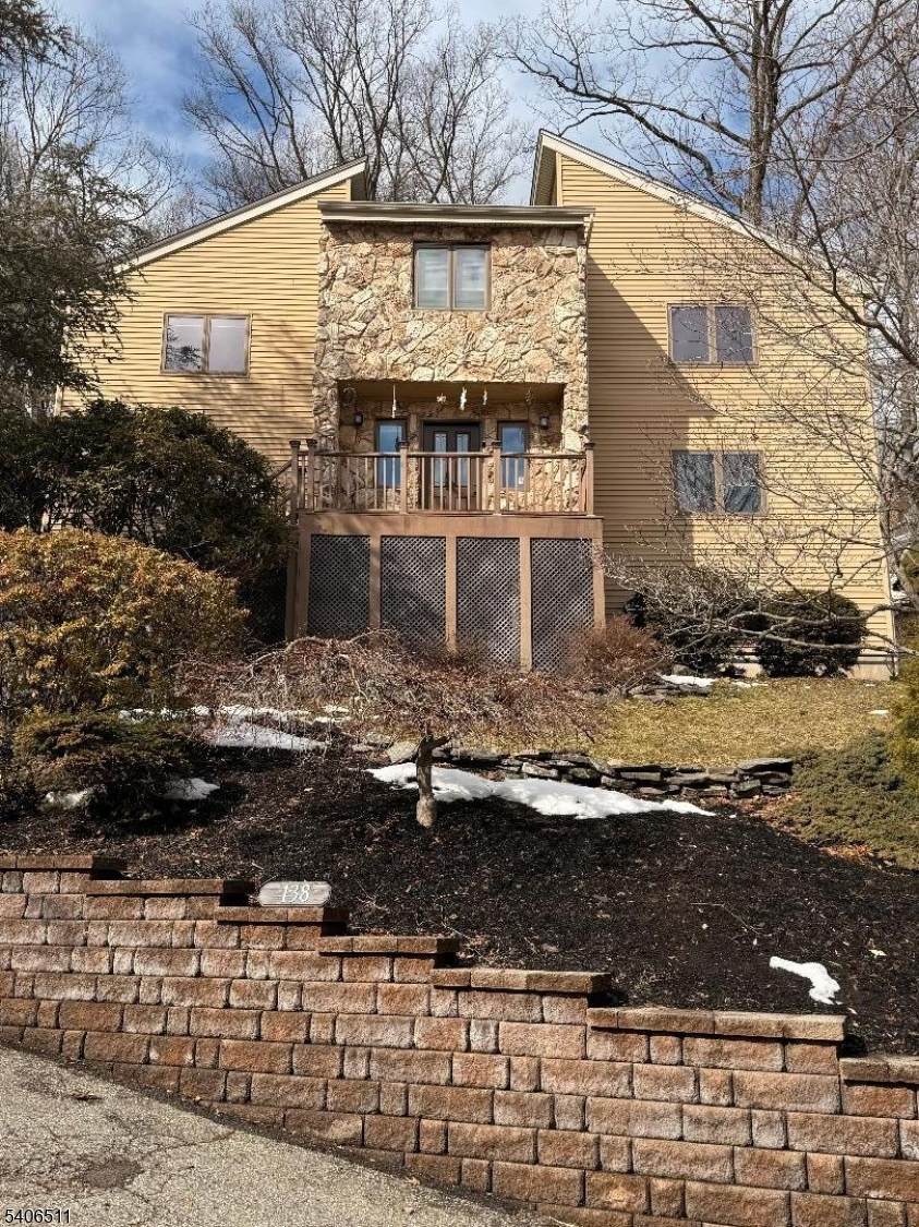 138 Shady Ln - Photo 1