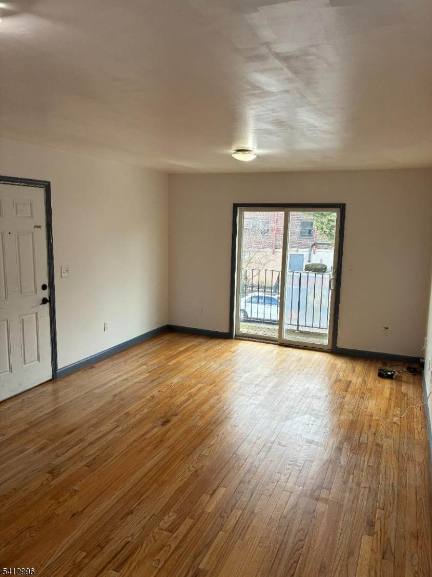 294 Randolph Ave - Photo 1