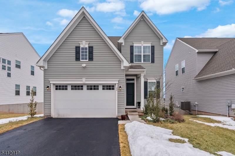 22 Oakwood Blvd - Photo 1