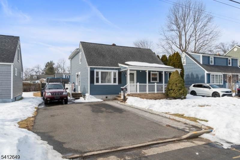 429 1St St - Photo 1