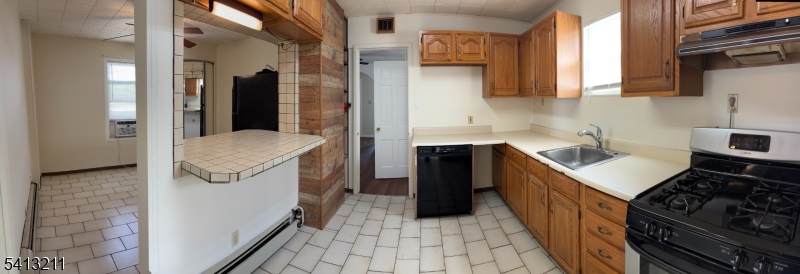4 Wall St - Photo 1