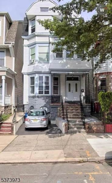 316 Clifton Ave - Photo 1