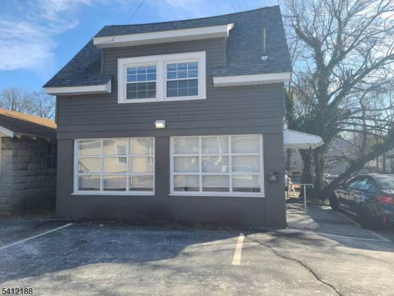 16 Smull Ave - Photo 1