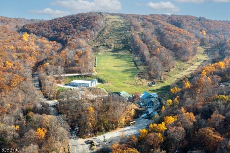 12 Breakneck Rd - Photo 1