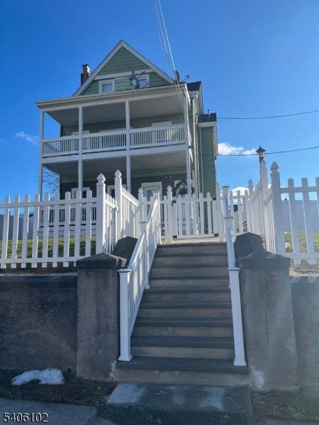 8 Zabriskie St - Photo 1