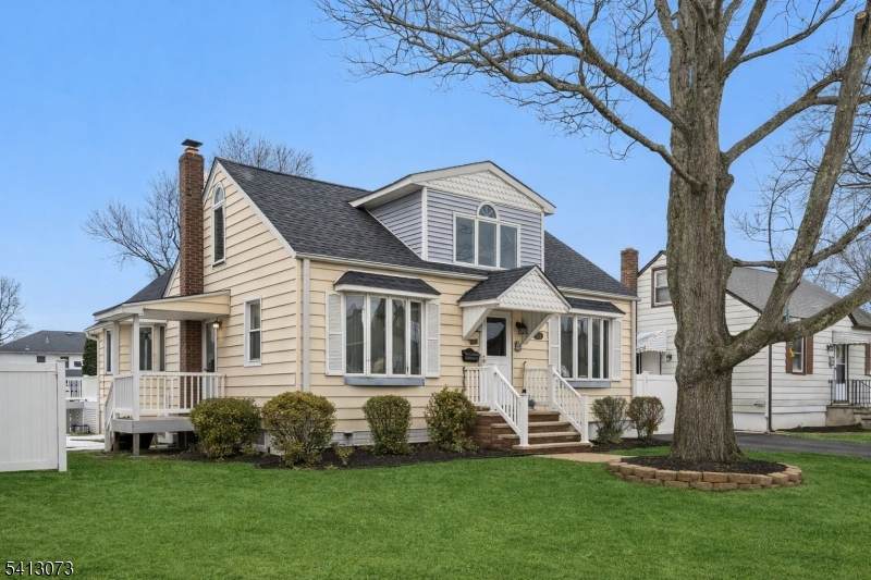 312 3rd Ave - Photo 1