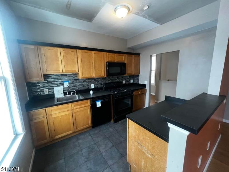 108 S Park Street - Photo 1