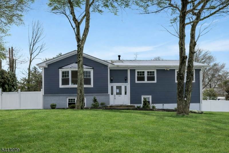 108 Packanack Lake Rd - Photo 1