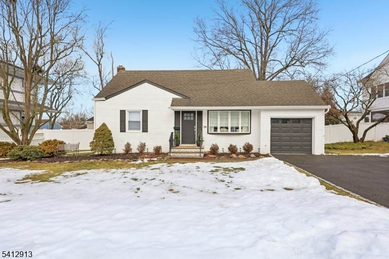 14 Buckingham Dr - Photo 1