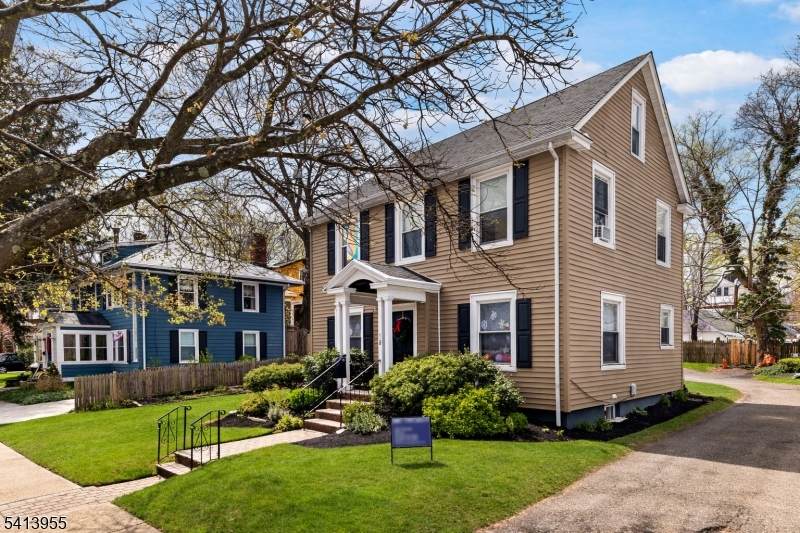 36 Baldwin St - Photo 1
