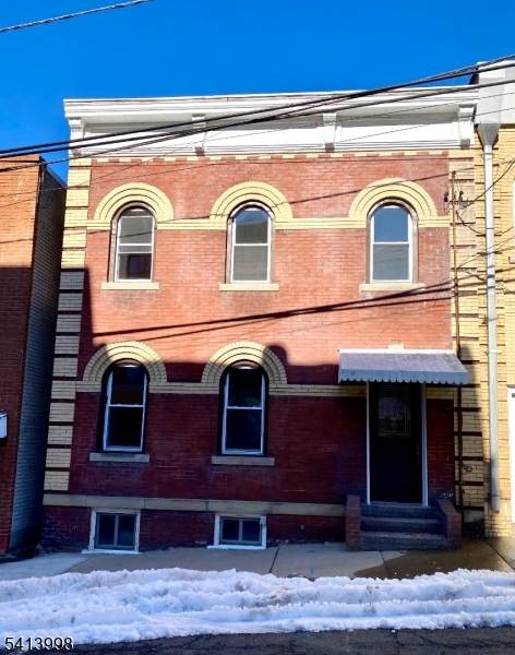 55 Spring St - Photo 1