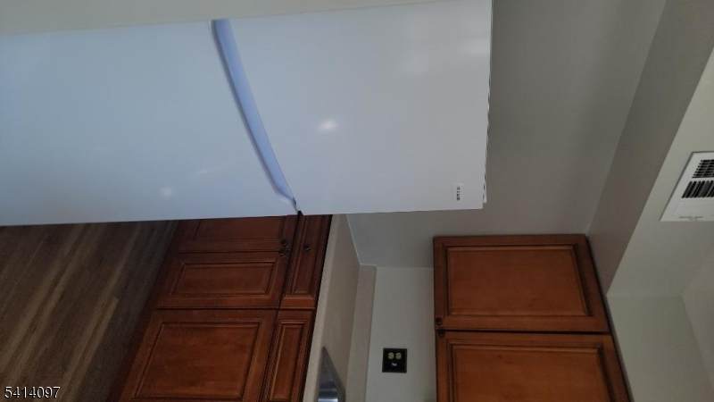 15 Broad St - Photo 1