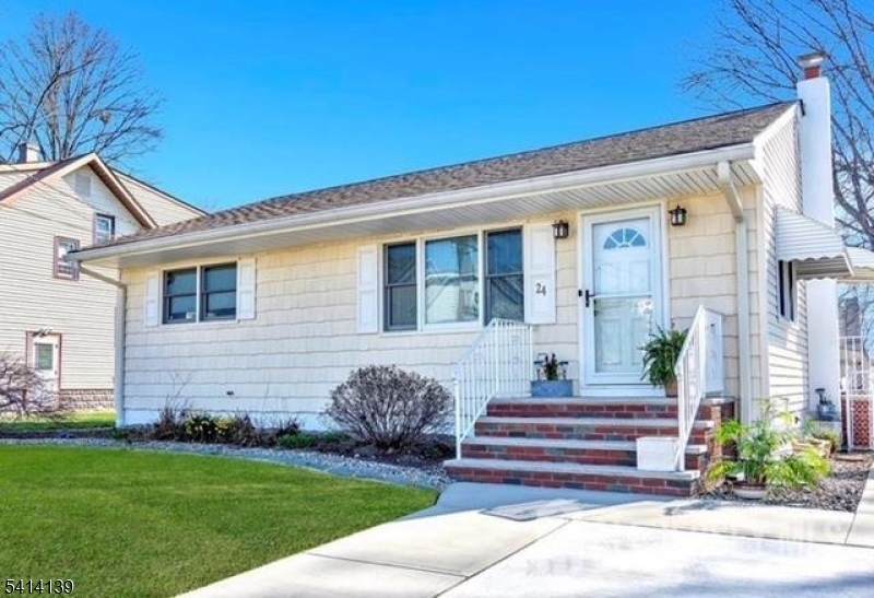 24 4Th Ave - Photo 1