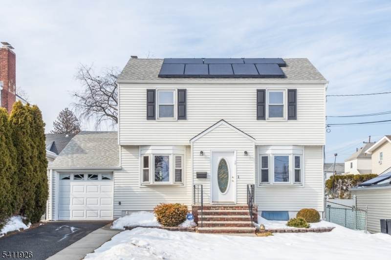 10 Burlington Rd - Photo 1